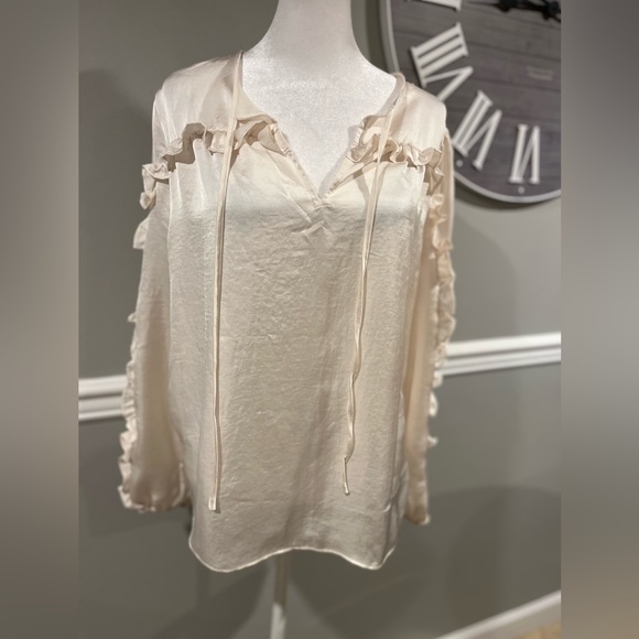 LOFT Satin cream long sleeve with ruffles - Size Medium slightly used worn 1x - Picture 12 of 12